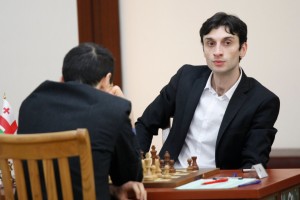 B. Jobava ha iniziato con una sconfitta, poi un pareggio con Caruana ed oggi é arrivata la vittoria.