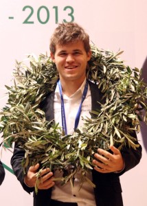 Magnus Carlsen Campione del Mondo.