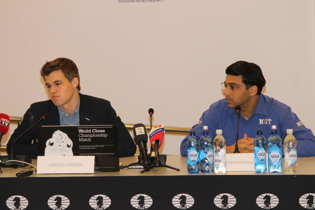 Carlsen-Anand10
