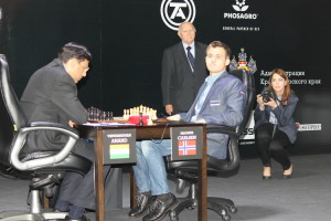 Carlsen-Anand2