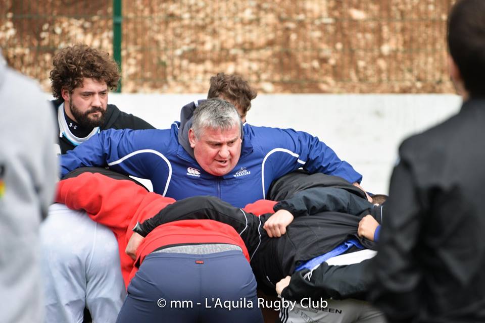Massimo Cuttitta nel primo allenamento con la formazione de L'Aquila. Foto L'Aquila Rugby Club.